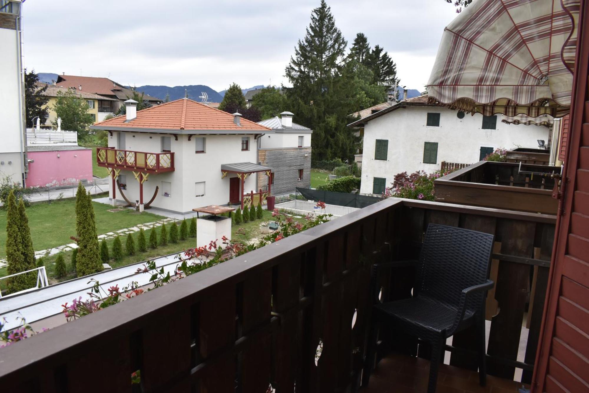 Villa Nuova Romeno ภายนอก รูปภาพ